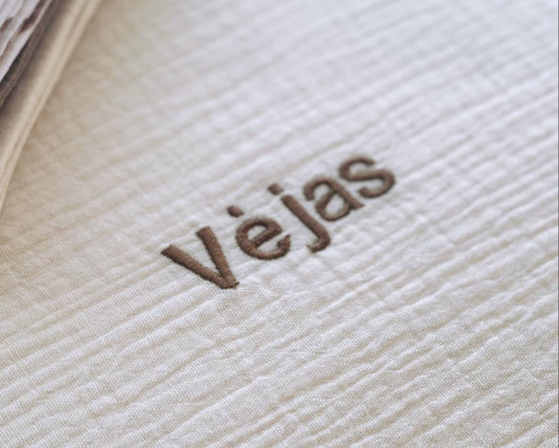 Siuvinėjimas ant gaminių – daugiau nei siūlai