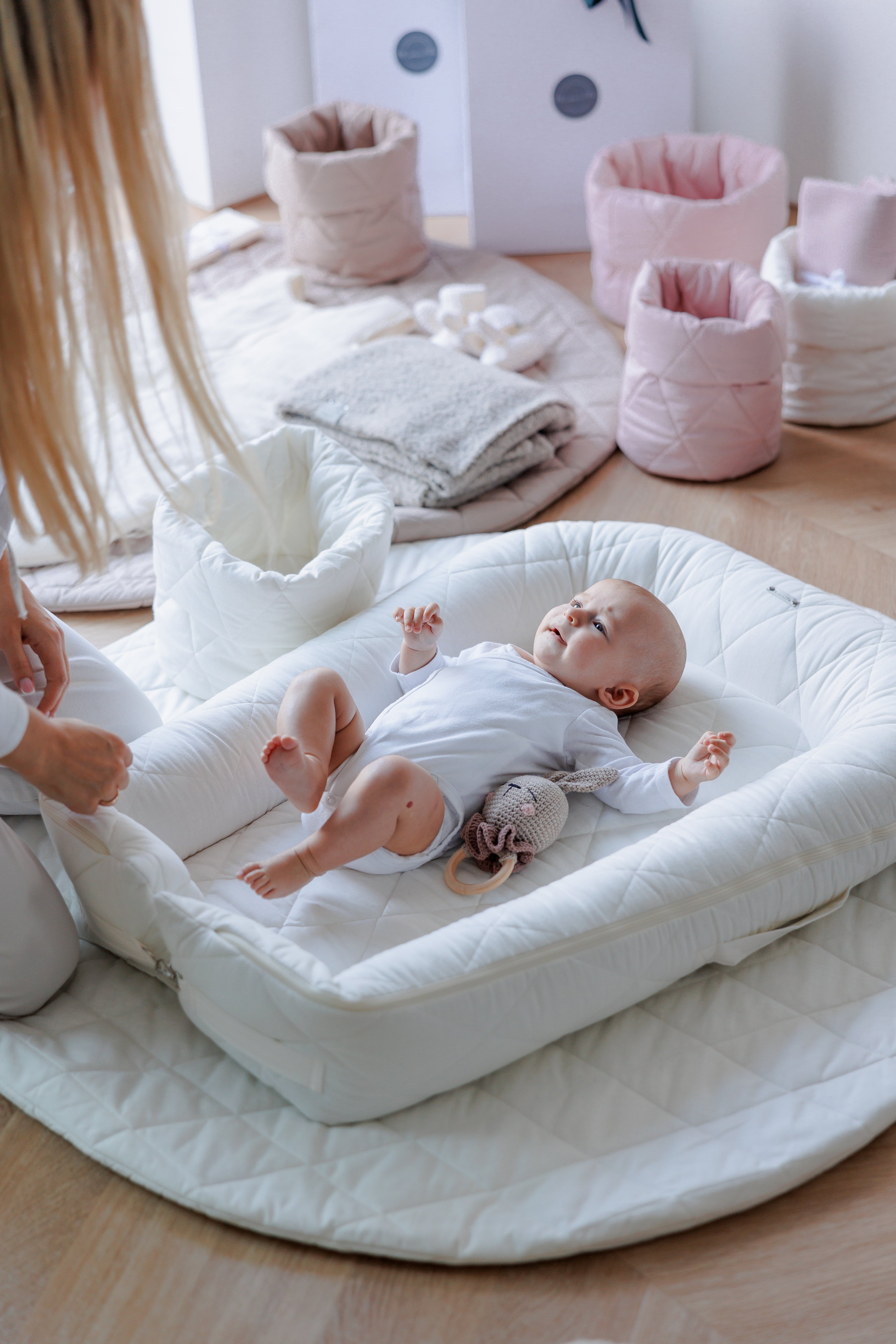 Medvilniniai lizdeliai tvirtu pagrindu