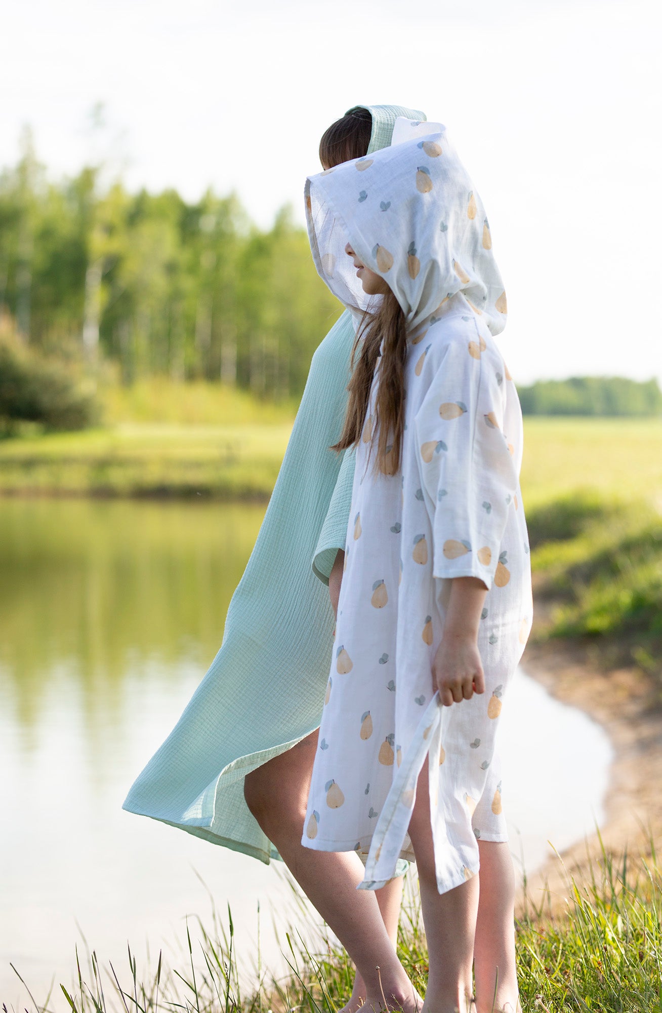 Vaikiškas pončas - rankšluostis su gobtuvu iš muslino