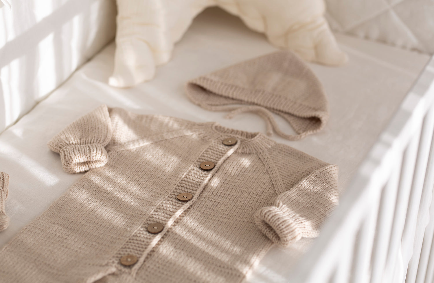 Pirmasis 100% merino vilnos megztas kombinezonas kūdikiams "Mažylis"