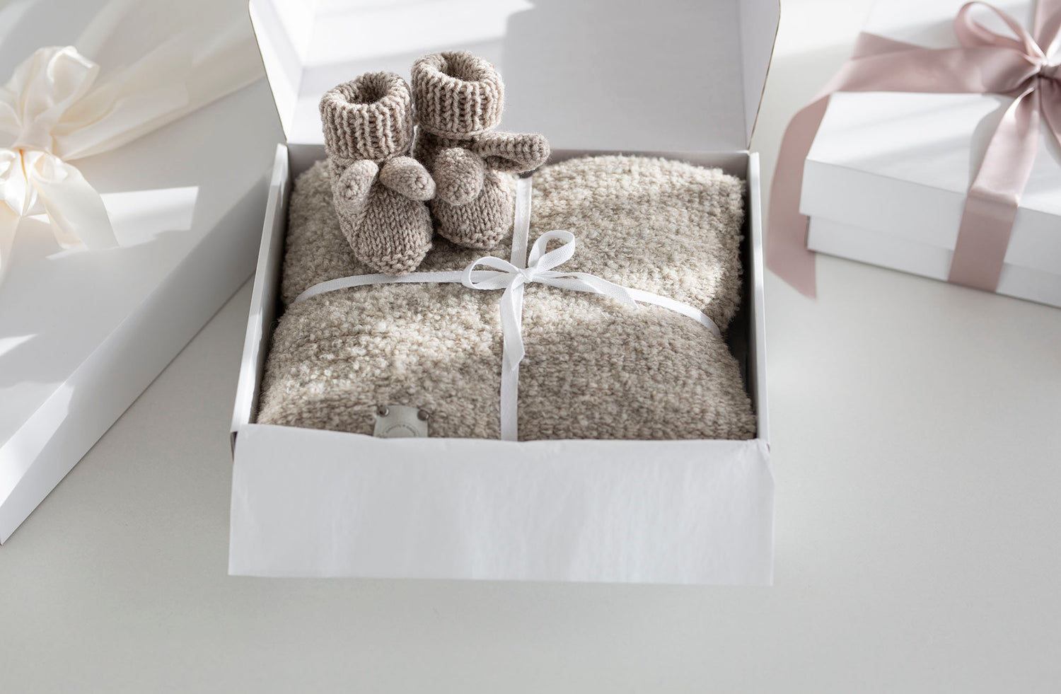 Dovanų rinkinys dėžutėje "Rudi minkštumo kerai"