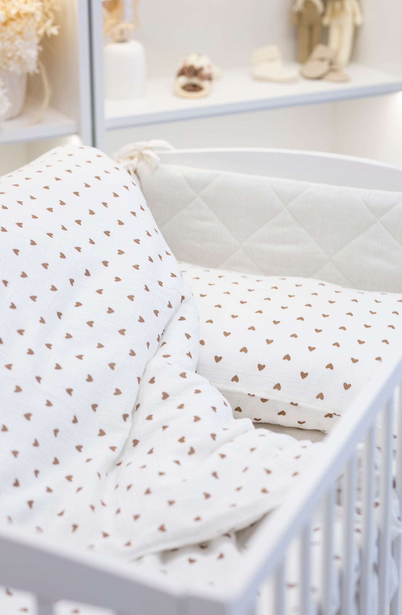 Muslino patalynė "Kakavinės širdelės"