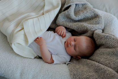 Nest cover "White Alpaca Cloud" 