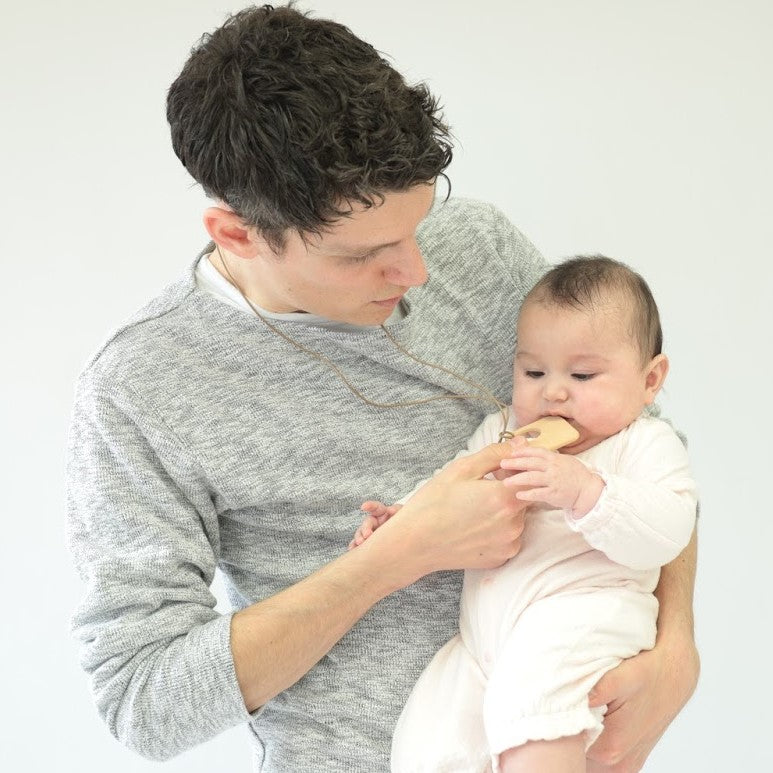 MOCHI dvigubo pakabuko kramtukas iš natūralių ryžių / Amžius: 3 mėn+