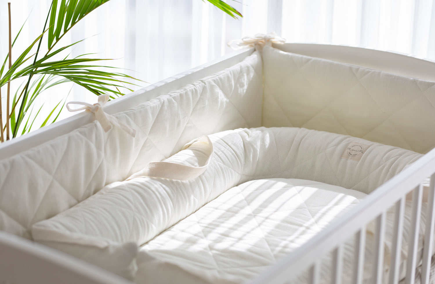Crib protection - strip made of 100% linen