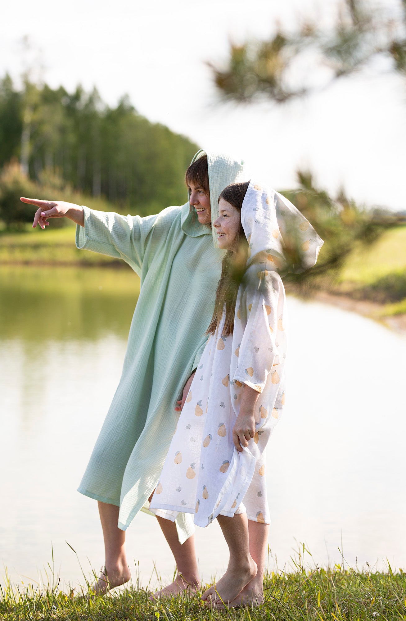 Vaikiškas pončas - rankšluostis su gobtuvu iš muslino