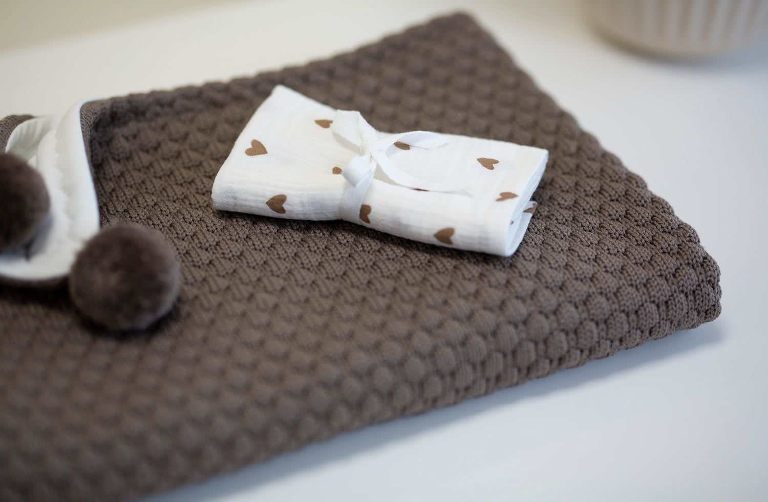 Dvipusis merino vilnos pledukas "Kakavinis su vaniliniu audiniu"