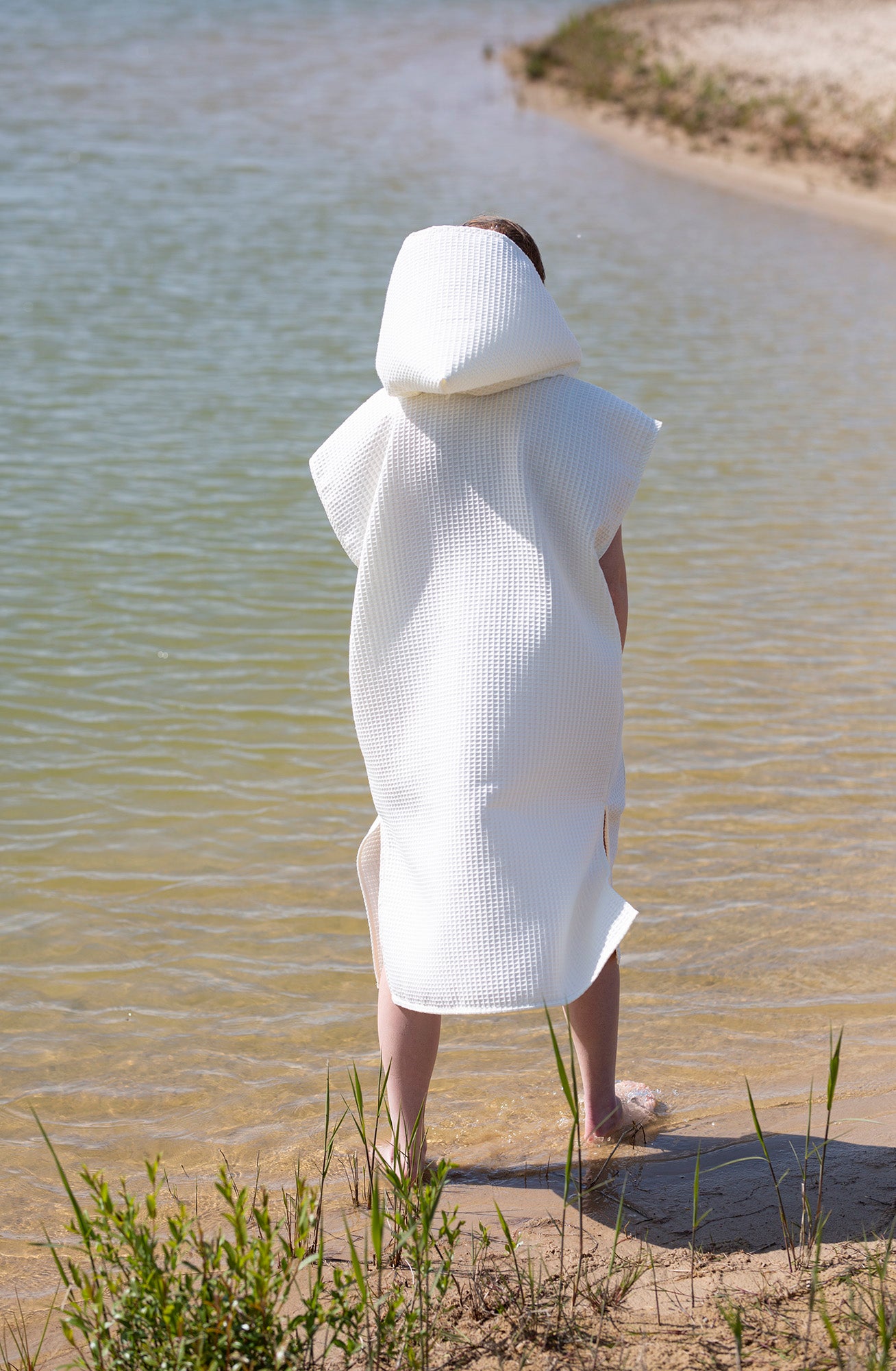 pončas - rankšluostis su gobtuvu iš vaflinio audinio vaikams ir suaugusiems