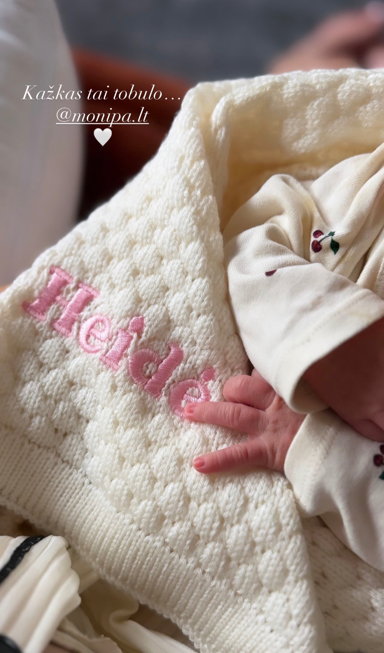 Merino wool blanket "Honeycomb milk white"