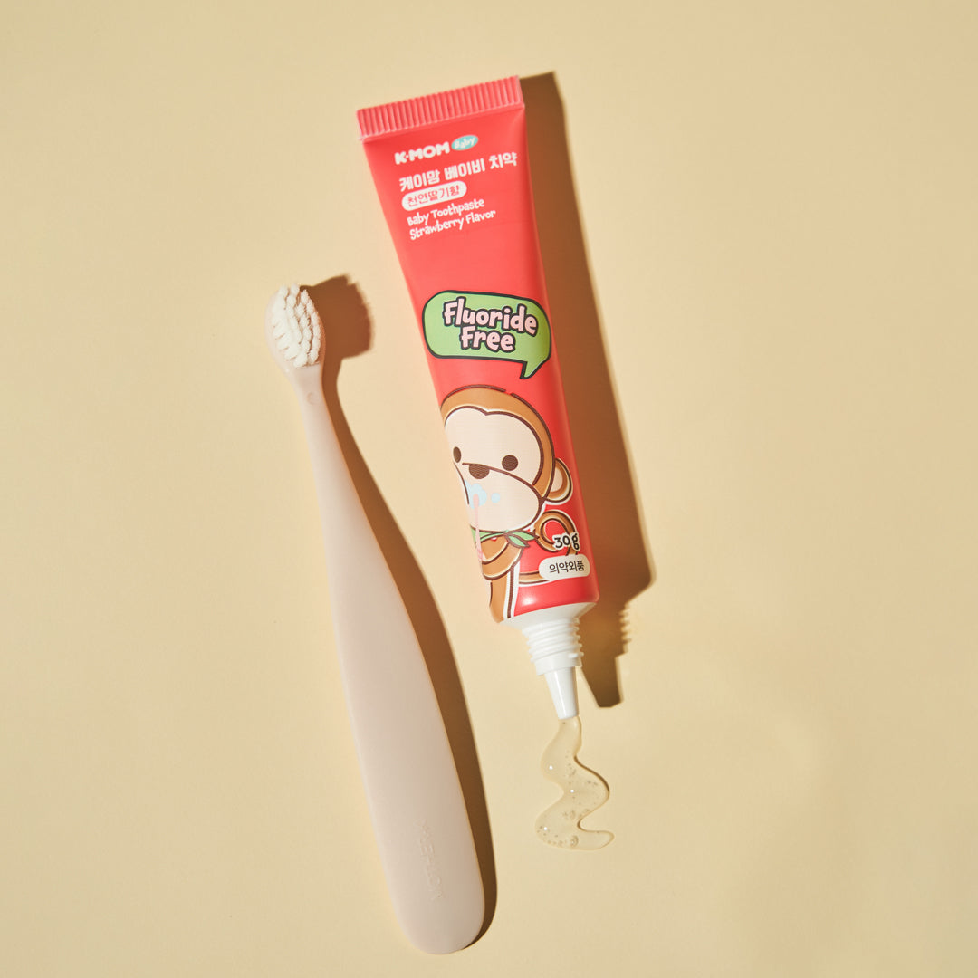 K-MOM dantų pasta vaikams be fluoro, braškių skonio, 30 g.
