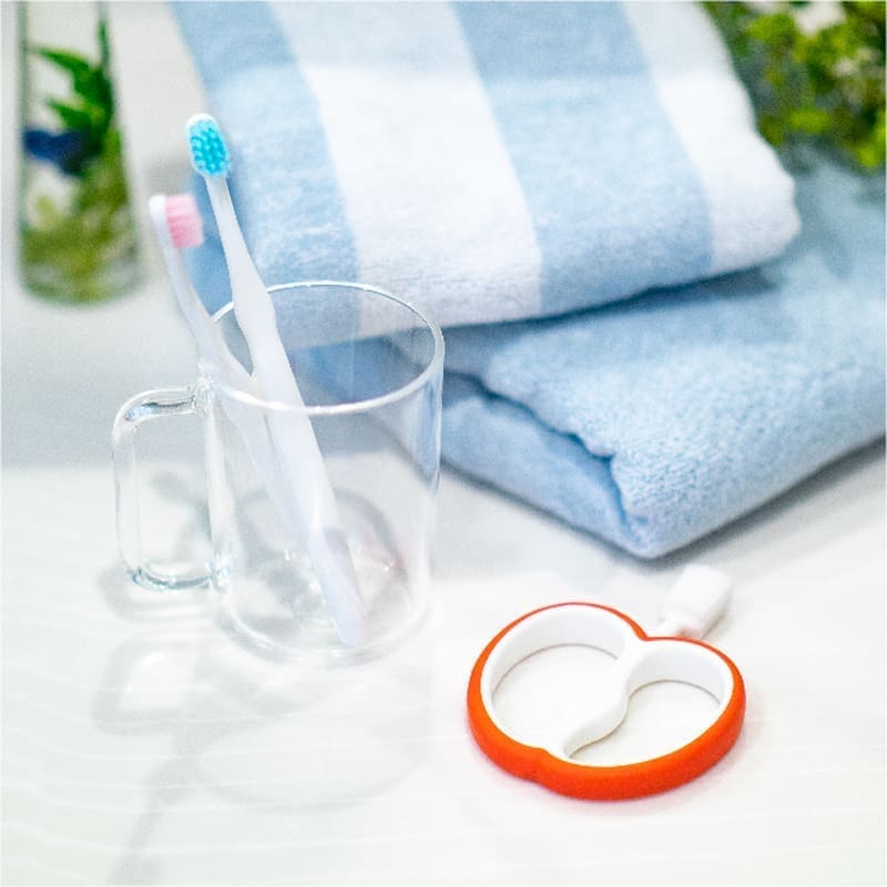 EDISONmama Pirmasis dantų šepetėlis „Obuolys”, nuo 6 mėn.