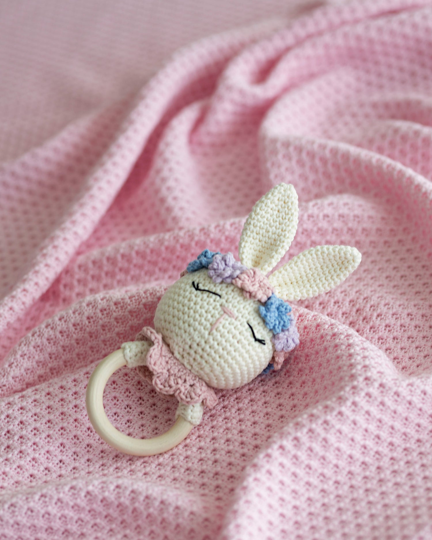 Nertas grabber - rattle "Vanilla Bunny"