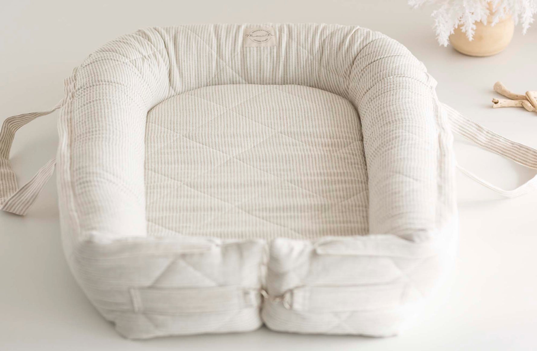 Premium 100% lino lizdelis - gultelis kūdikiams su tvirtu pagrindu "ALBA"