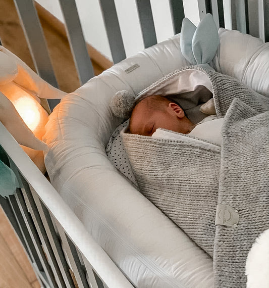 Double-sided wool blanket "Light gray with white fabric"