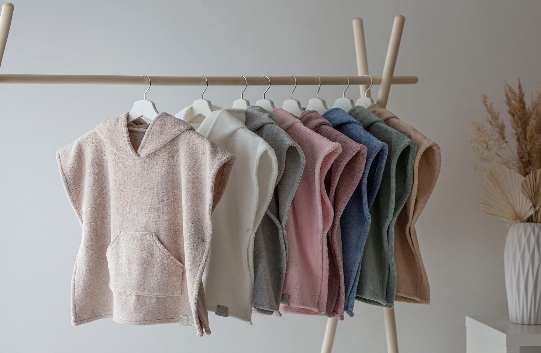 Vaikiškas pončas - rankšluostis su gobtuvu iš bambuko ir medvilnės