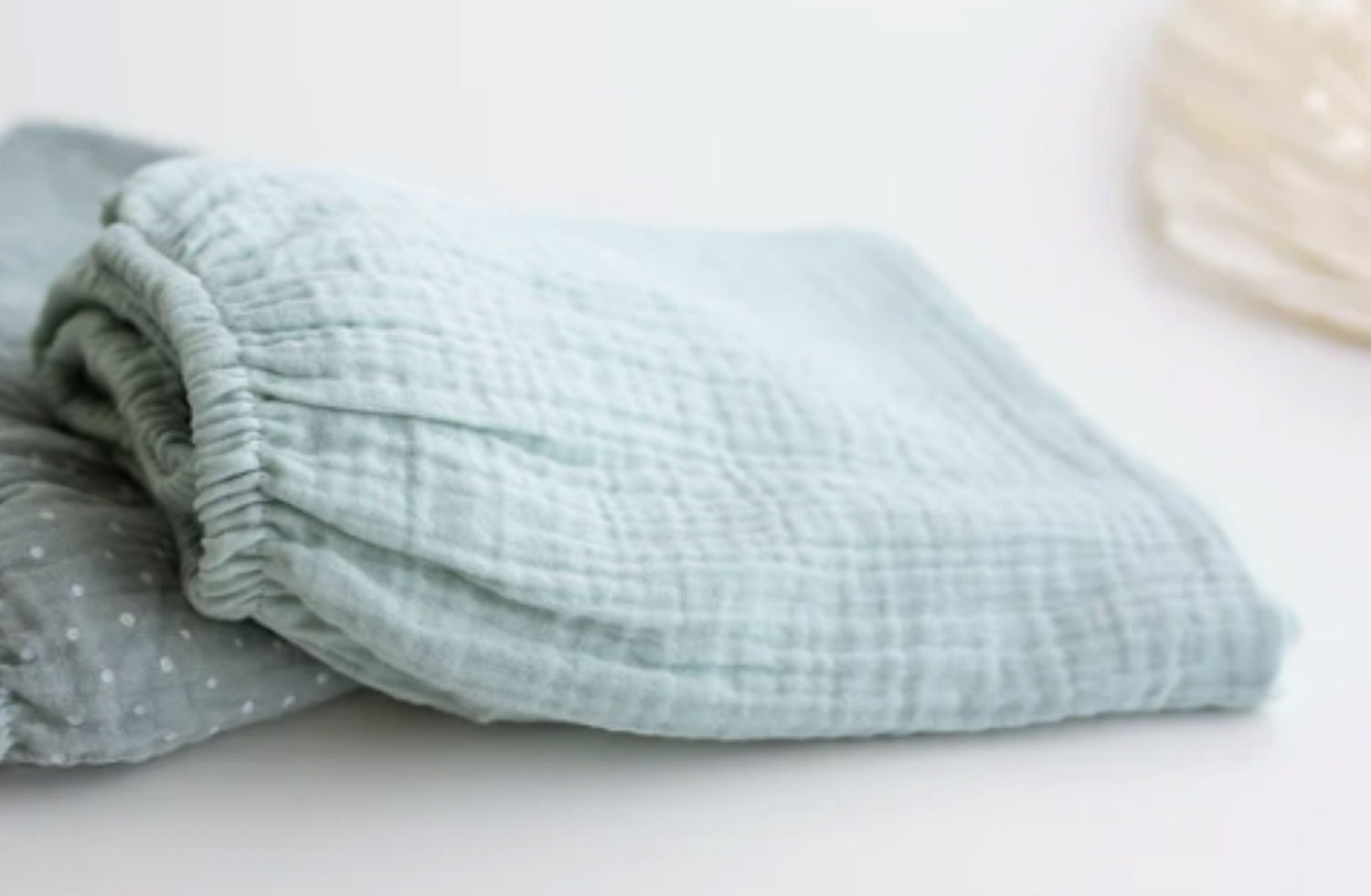 Muslino paklodė su guma "Pistacijų ledai"